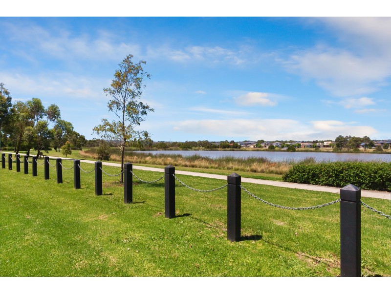 34 The Esplanade, Narre Warren South VIC 3805