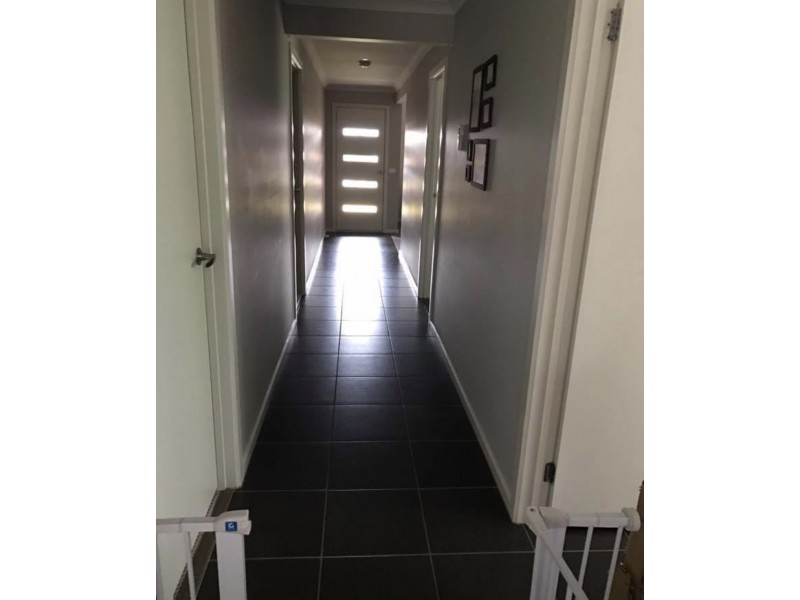 35 Thwaites Road, Pakenham VIC 3810