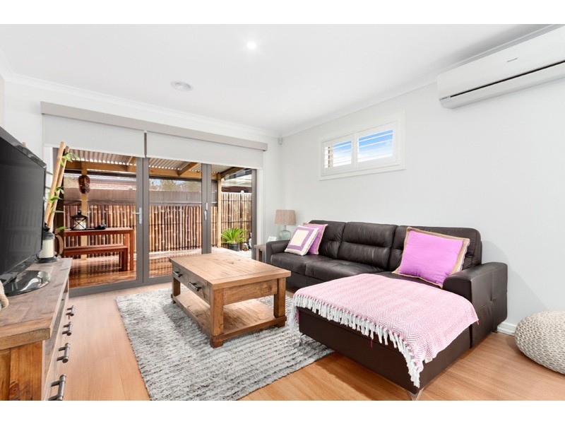 12 Elmtree Crescent, Clyde North VIC 3978