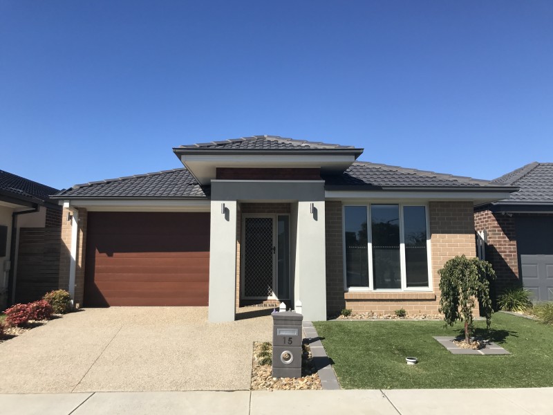 15 Norma Crescent, Officer VIC 3809