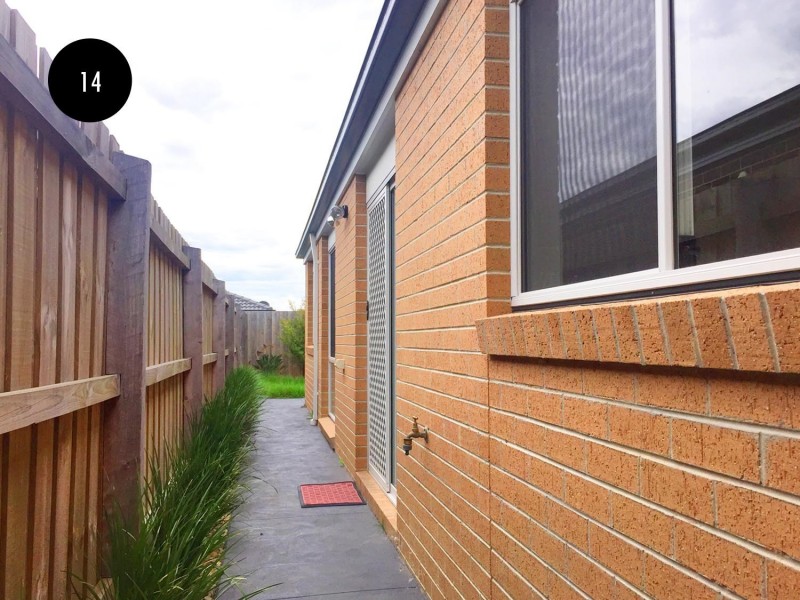 15 Norma Crescent, Officer VIC 3809