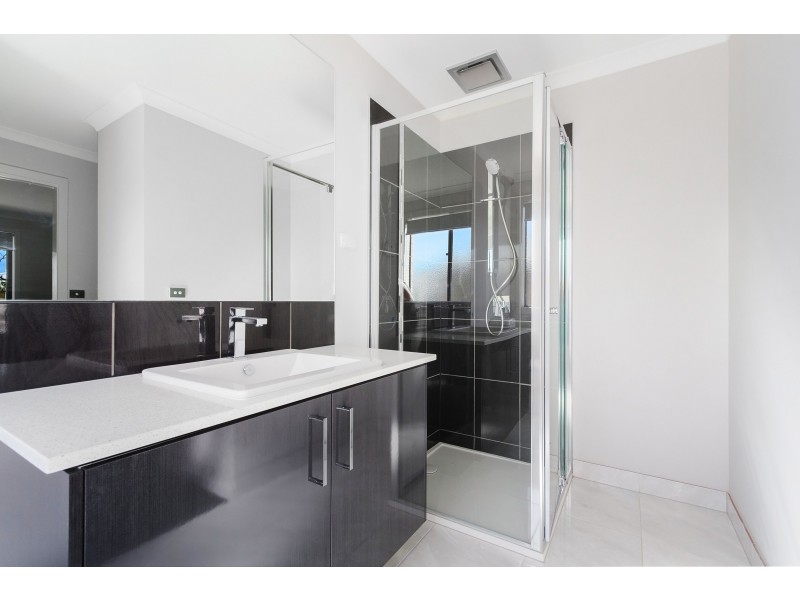 266 Rix Road, Officer VIC 3809