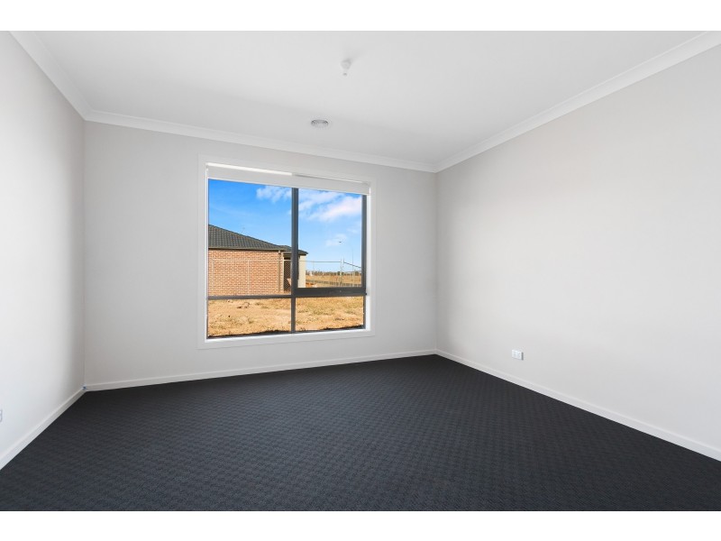 266 Rix Road, Officer VIC 3809