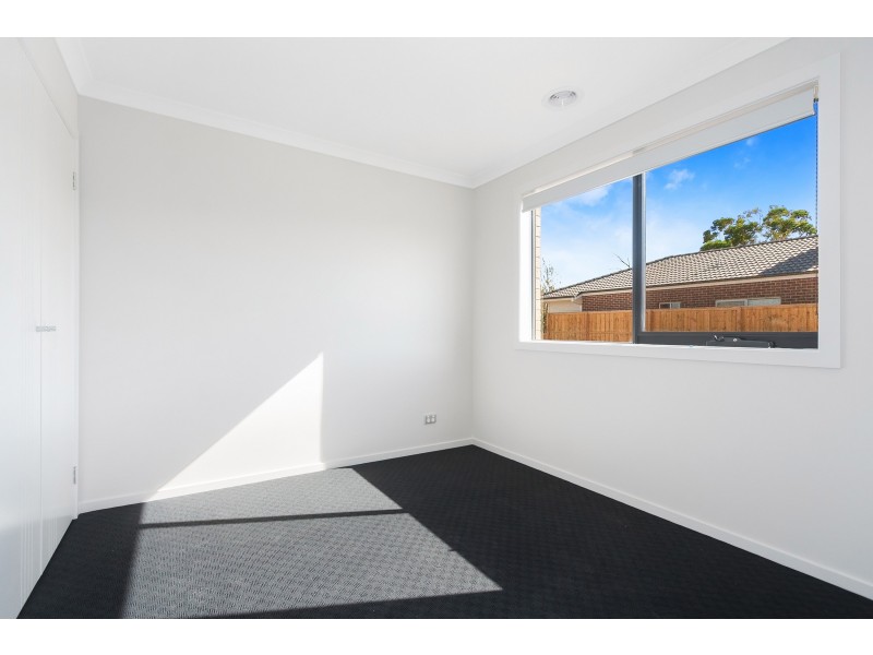 266 Rix Road, Officer VIC 3809