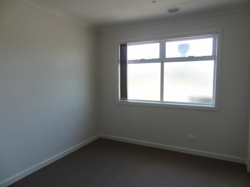 4/73-75 Frawley Road, Hallam VIC 3803