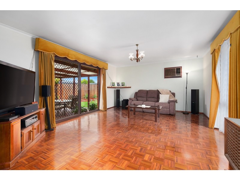 22 Sunnyvale Crescent, Keysborough VIC 3173