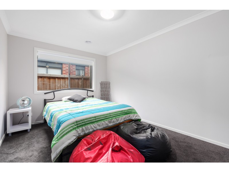 14 Campaspe Street, Clyde North VIC 3978