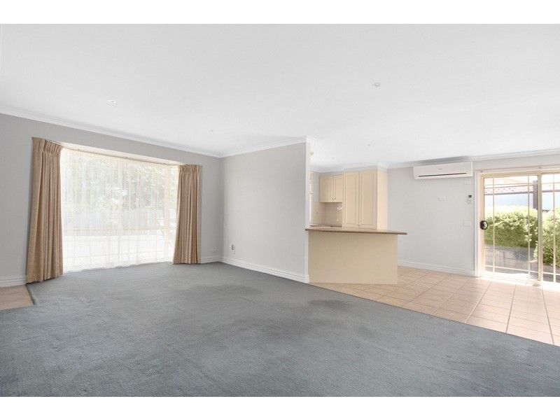 14 Mason Way, Berwick VIC 3806