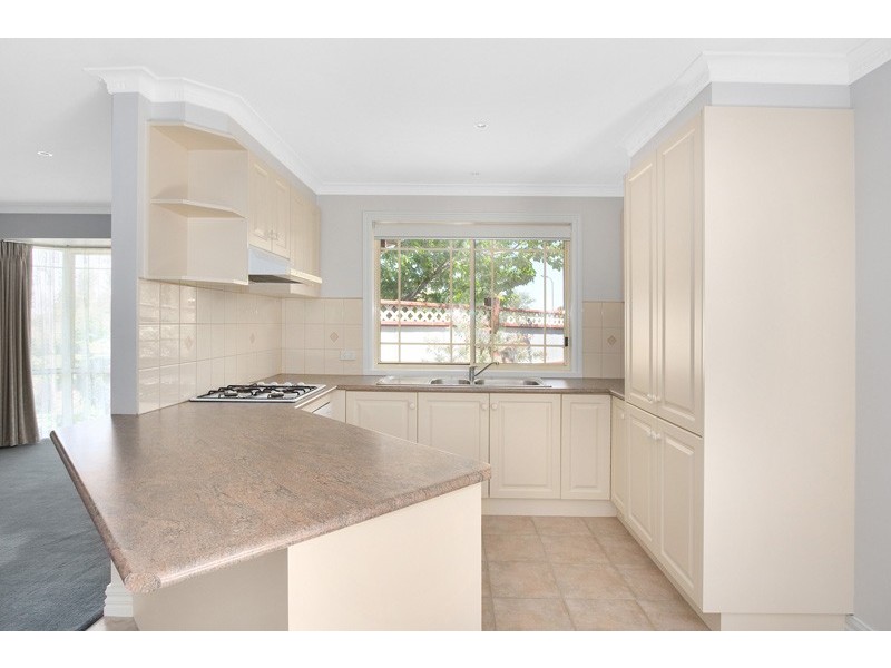 14 Mason Way, Berwick VIC 3806