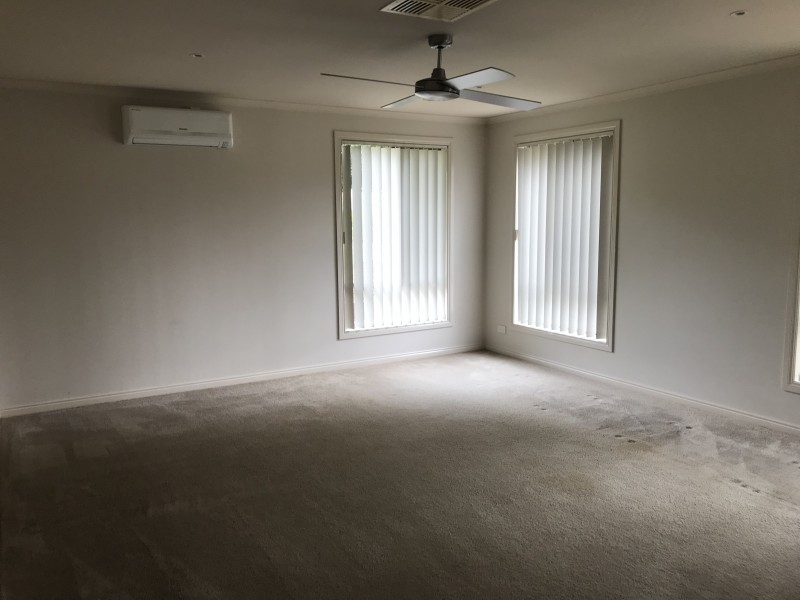 11 Lairds Rise, Garfield VIC 3814