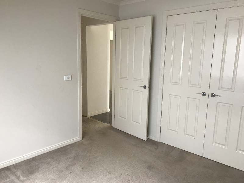 11 Lairds Rise, Garfield VIC 3814