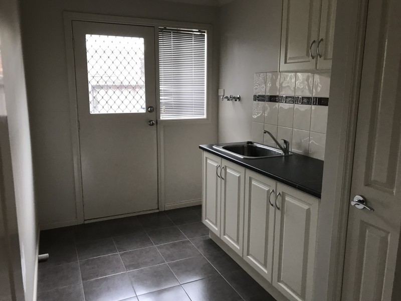 11 Lairds Rise, Garfield VIC 3814