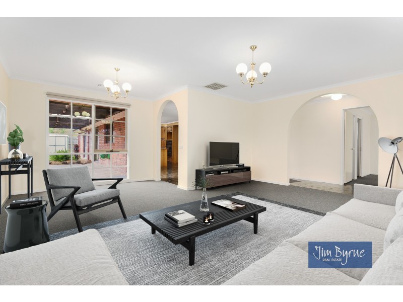 6 Coolabah Grove, Berwick VIC 3806