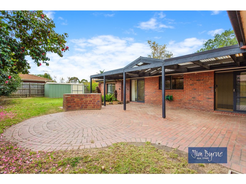 6 Coolabah Grove, Berwick VIC 3806