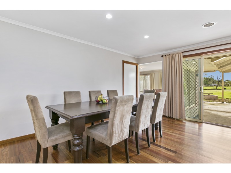 24 Home Road, Nar Nar Goon VIC 3812