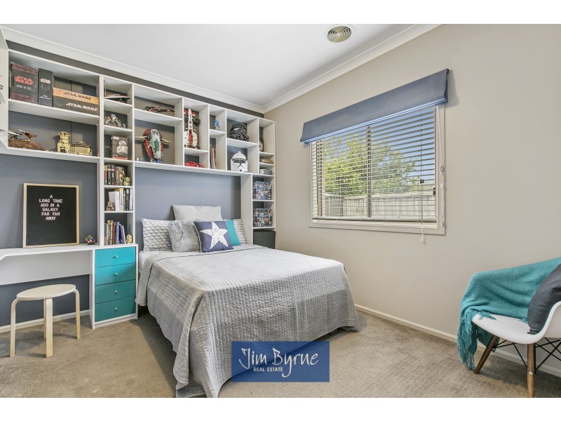 5 Glover Close, Pakenham VIC 3810
