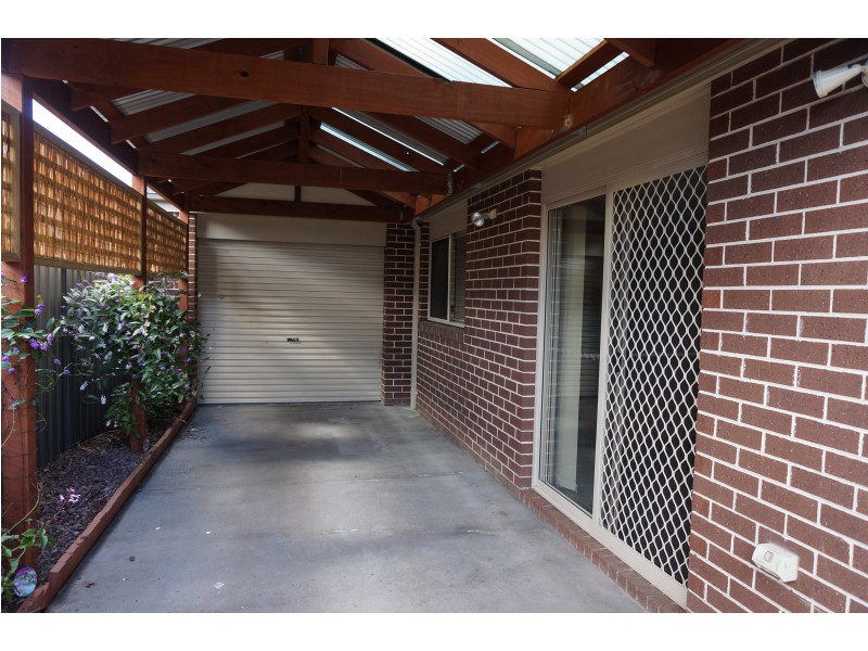 9 Tangelo Terrace, Pakenham VIC 3810