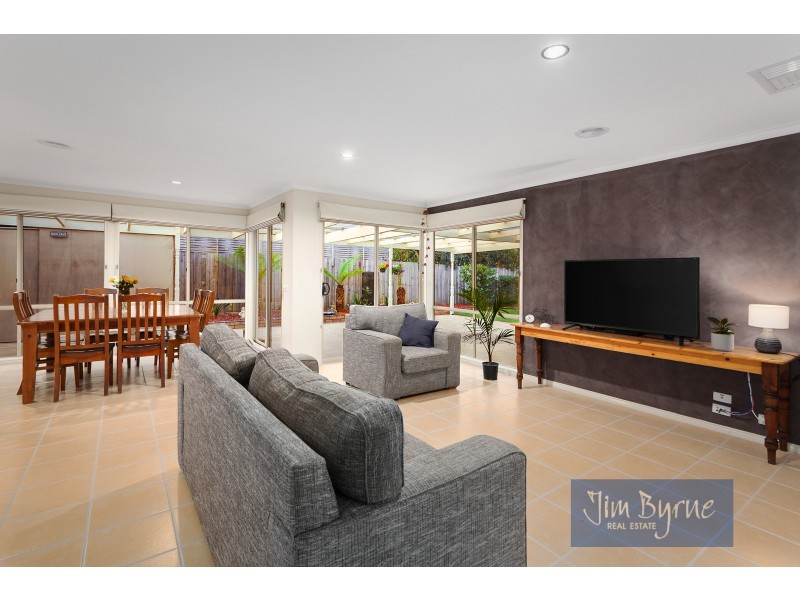 49 McCubbin Way, Berwick VIC 3806