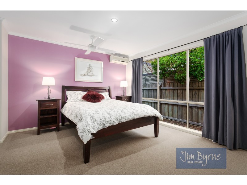 49 McCubbin Way, Berwick VIC 3806