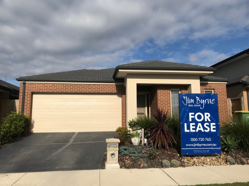 33 Lincoln Avenue, Officer VIC 3809