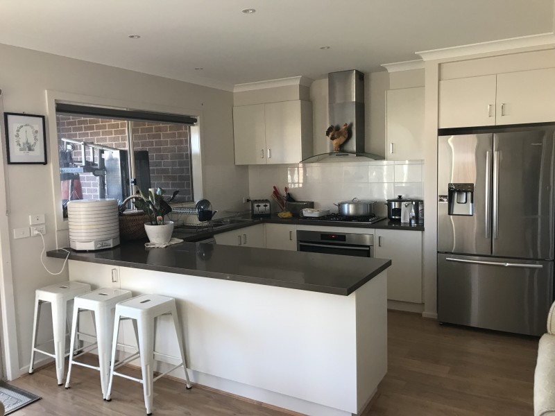 33 Lincoln Avenue, Officer VIC 3809