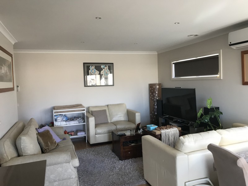 33 Lincoln Avenue, Officer VIC 3809