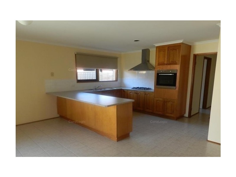 49 Fleetwood Drive, Narre Warren VIC 3805