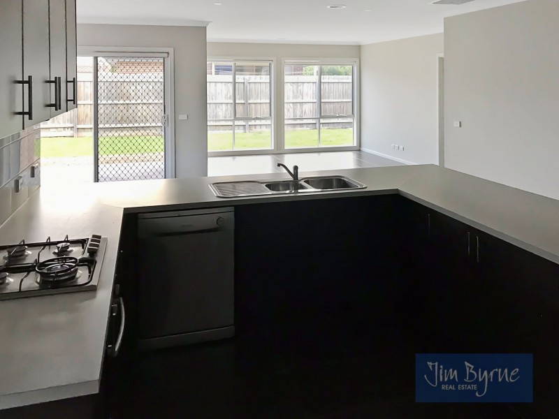 23 Verdant Avenue, Officer VIC 3809