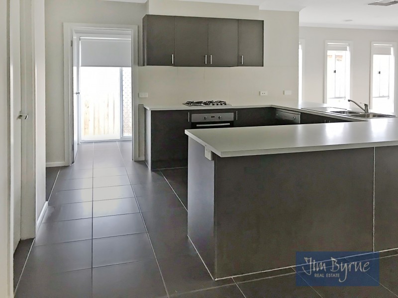 23 Verdant Avenue, Officer VIC 3809