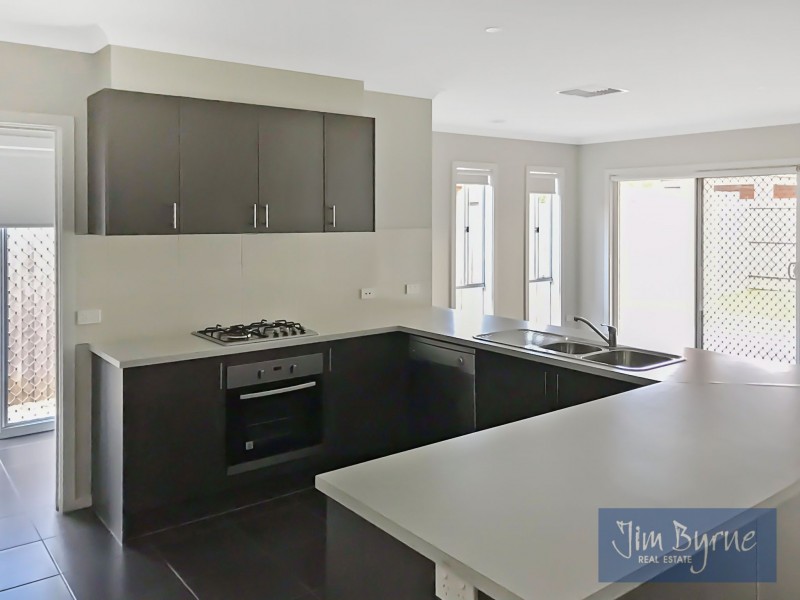 23 Verdant Avenue, Officer VIC 3809