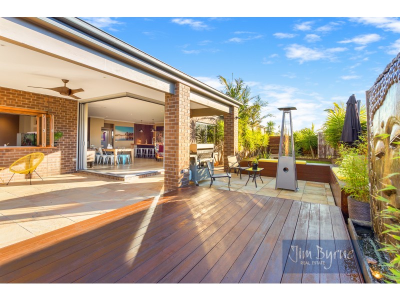 1 Kerr Close, Pakenham VIC 3810