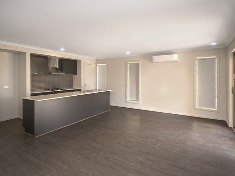 53 Yarradale Drive, Mickleham VIC 3064