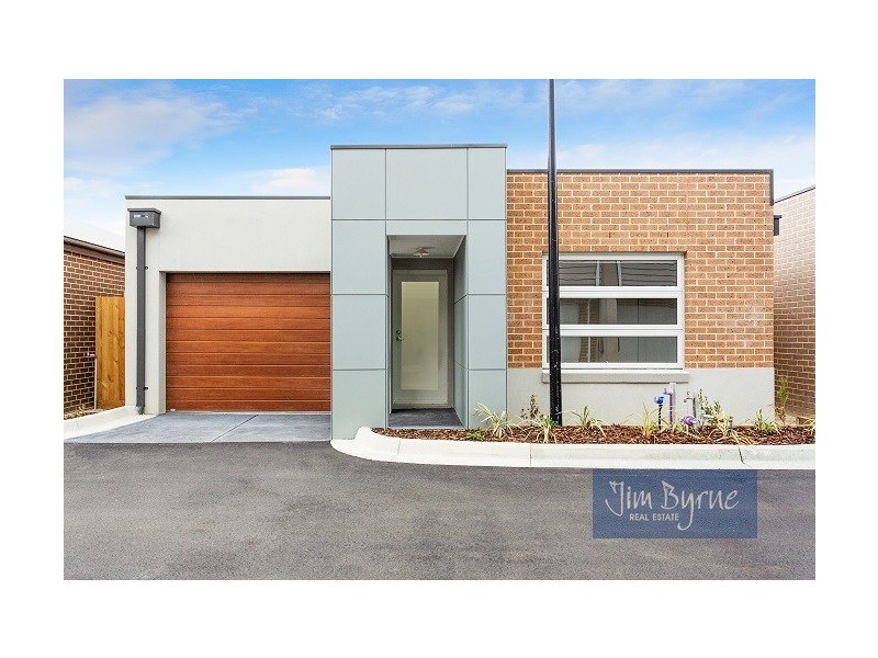 7 EZRA CRESCENT, Officer VIC 3809