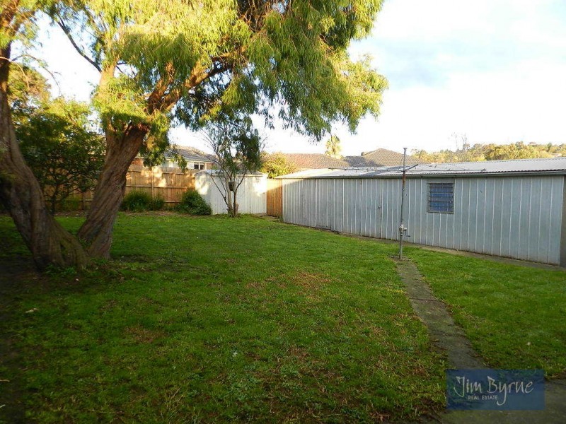 68 MOSSGIEL PARK DRIVE, Endeavour Hills VIC 3802