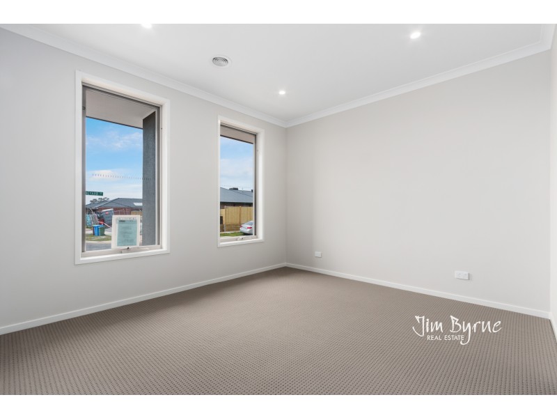 52 ABBEYARD DRIVE, Clyde VIC 3978