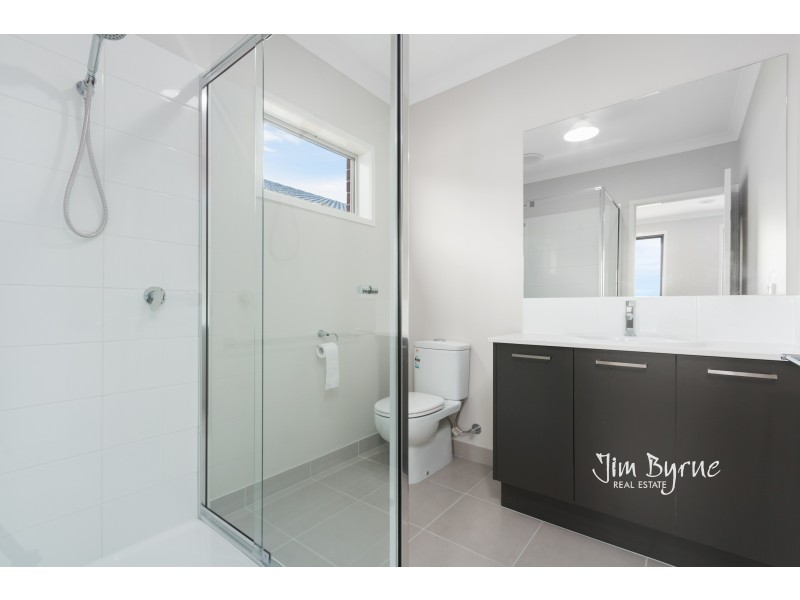 52 ABBEYARD DRIVE, Clyde VIC 3978