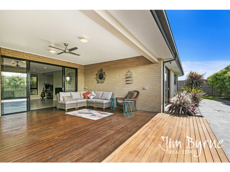 20 Headland Way, Inverloch VIC 3996