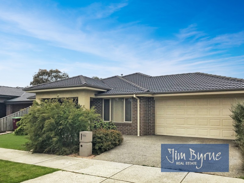 69  Donohue Street, Cranbourne East VIC 3977
