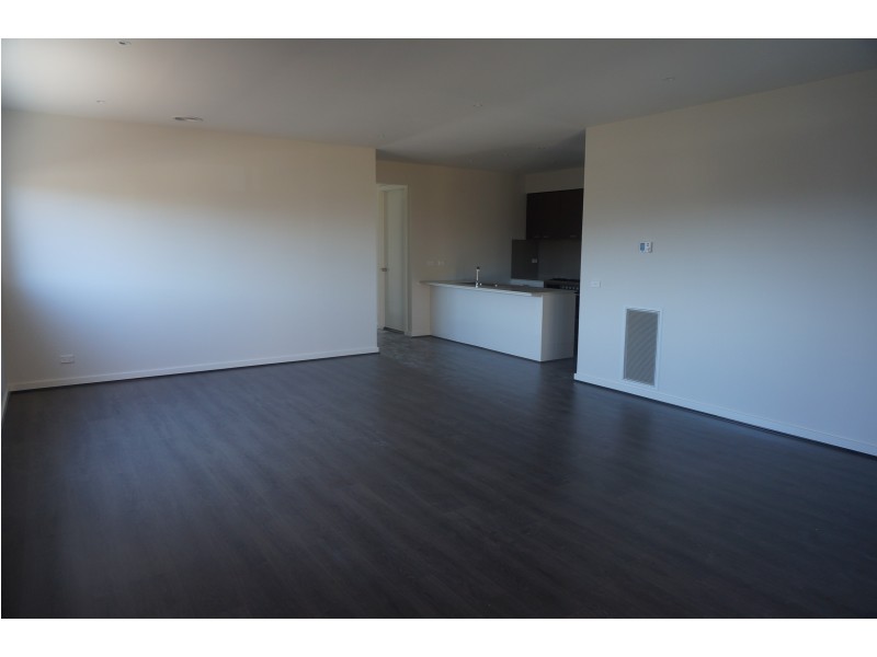 47 Crepe Avenue, Cranbourne West VIC 3977