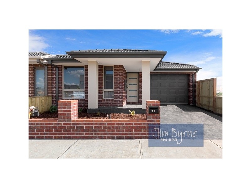 91 HENRY STREET, Pakenham VIC 3810