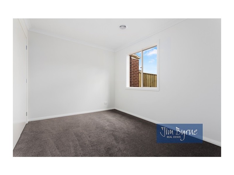 91 HENRY STREET, Pakenham VIC 3810