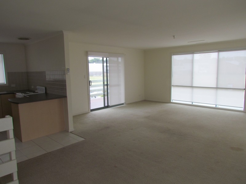 10 Paul Street, Grantville VIC 3984