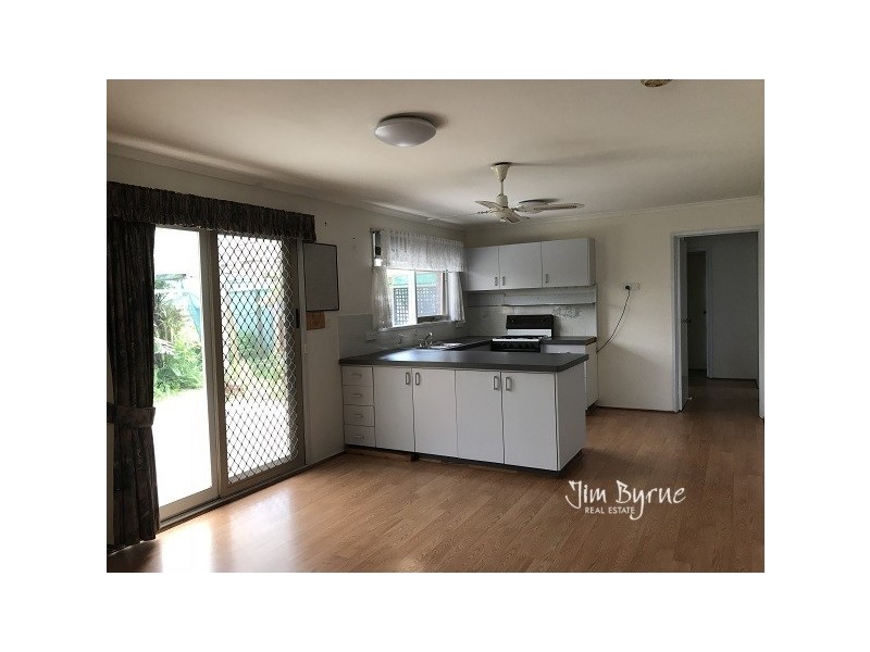 10 CANTLE CLOSE, Pakenham VIC 3810