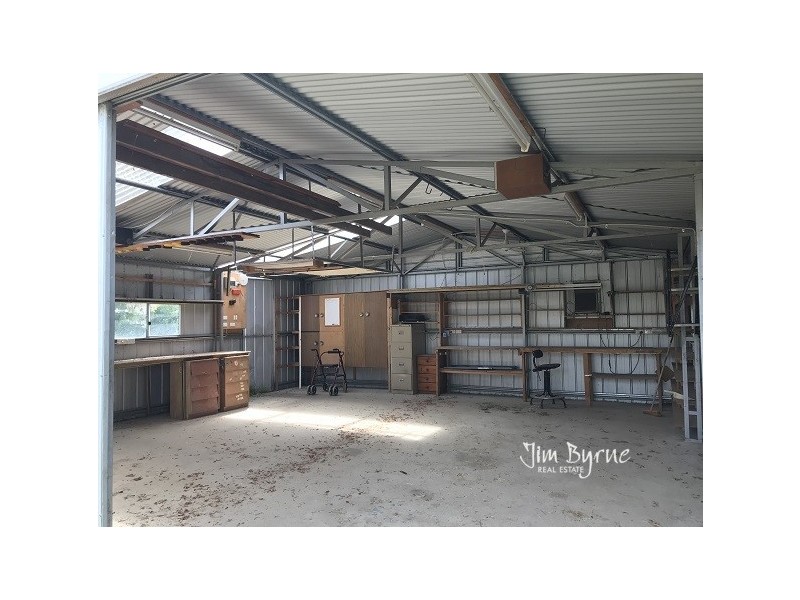 10 CANTLE CLOSE, Pakenham VIC 3810