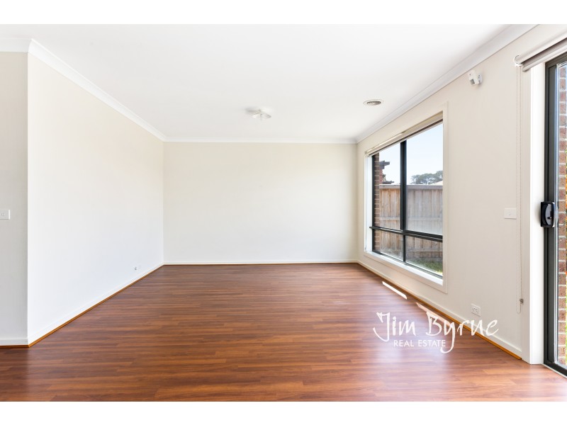 21 PELHAM STREET, Officer VIC 3809