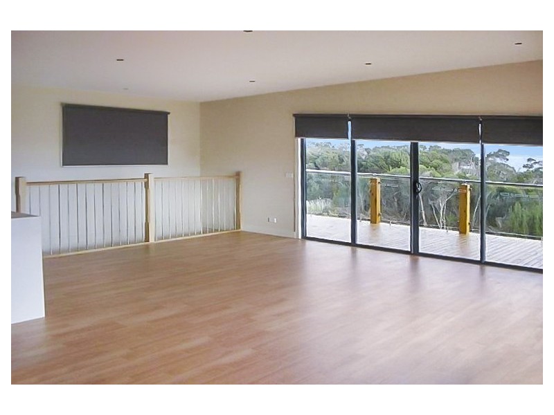 9 BEACH BOULEVARD, Pioneer Bay VIC 3984