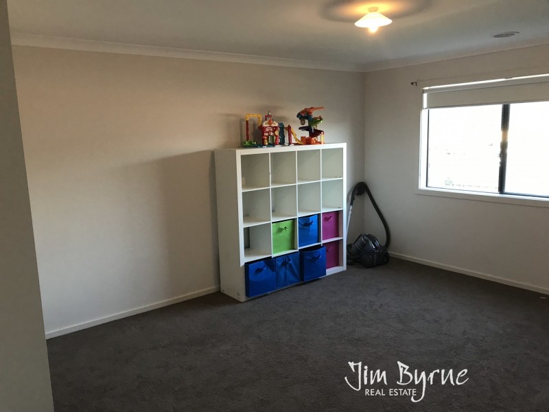 22 Viewgrand Drive, Pakenham VIC 3810