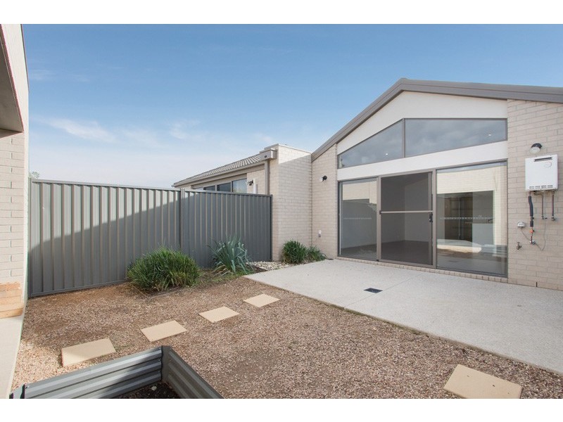 3 Hutton Way, Cranbourne East VIC 3977