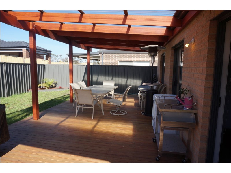 21 Jupiter Crescent, Cranbourne West VIC 3977