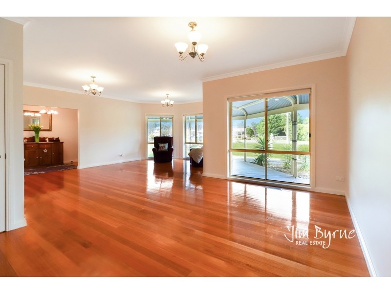 3 Fairway Court, Pakenham VIC 3810